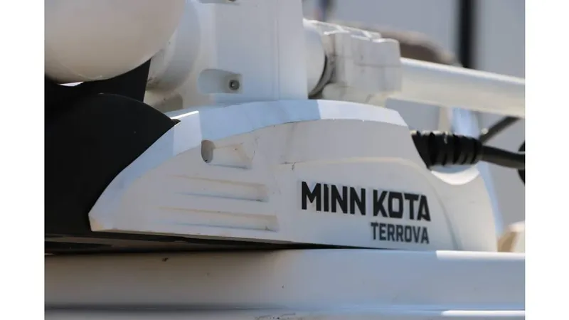 Slide: The Image of NauticStar 211 Hybrid 2020 - 18