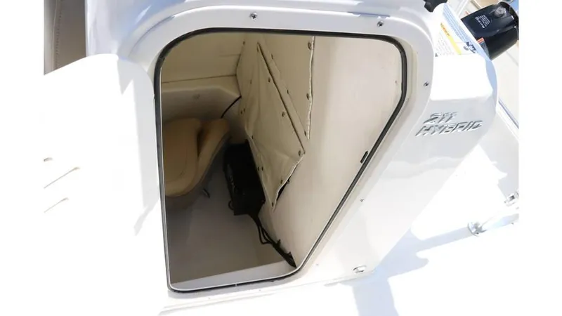 Slide: The Image of NauticStar 211 Hybrid 2020 - 28