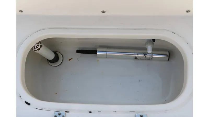 Slide: The Image of NauticStar 211 Hybrid 2020 - 37