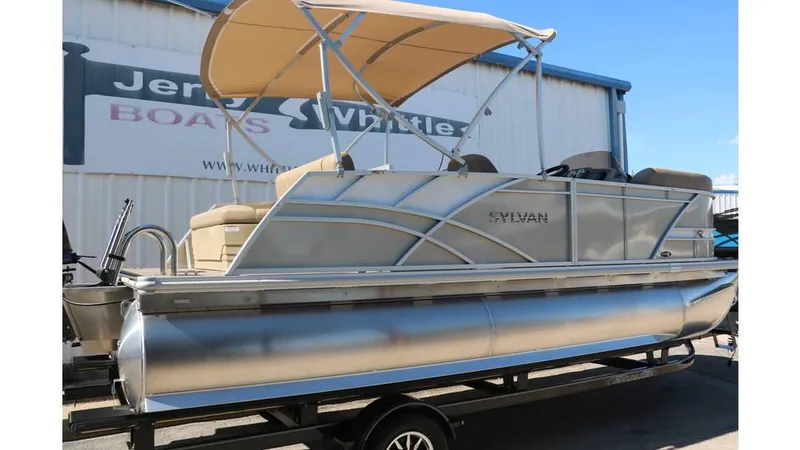 Slide: The Image of Sylvan Mirage 820 CLZ DH 2025 - 16