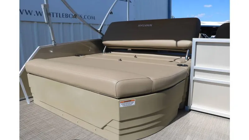 Slide: The Image of Sylvan Mirage 820 CLZ DH 2025 - 21