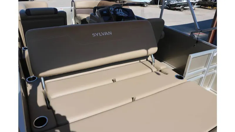 Slide: The Image of Sylvan Mirage 820 CLZ DH 2025 - 22