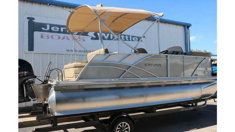 Slide: The Image of Sylvan Mirage 820 CLZ DH 2025 - 3