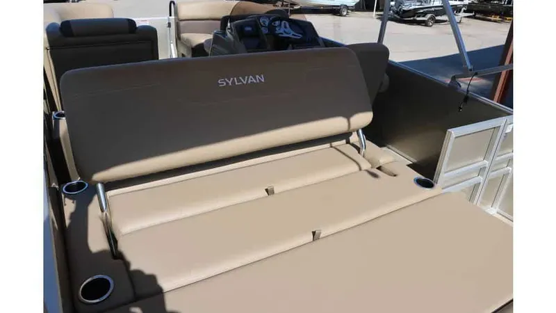 Slide: The Image of Sylvan Mirage 820 CLZ DH 2025 - 22