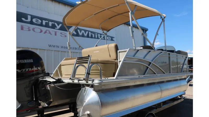 Slide: The Image of Sylvan Mirage 820 CLZ DH 2025 - 4