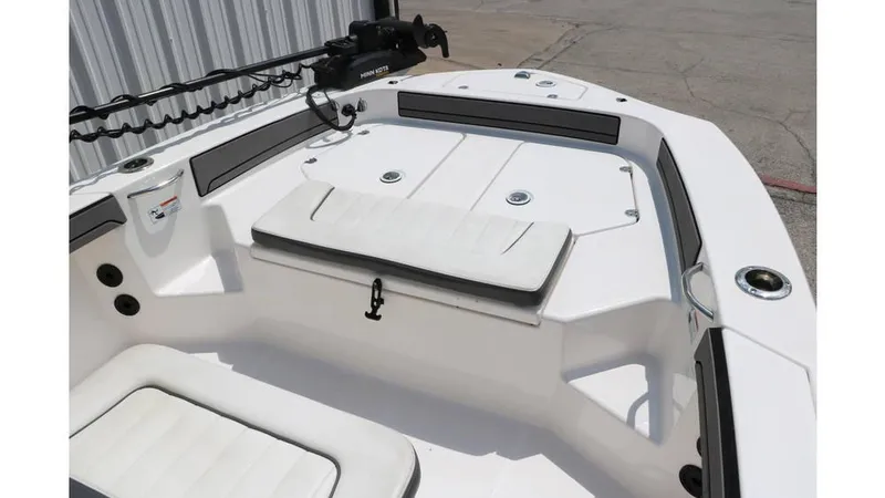 Slide: The Image of Yamaha 190 Fish Sport 2018 - 13