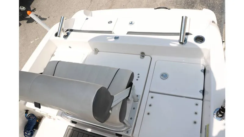 Slide: The Image of Yamaha 190 Fish Sport 2018 - 22