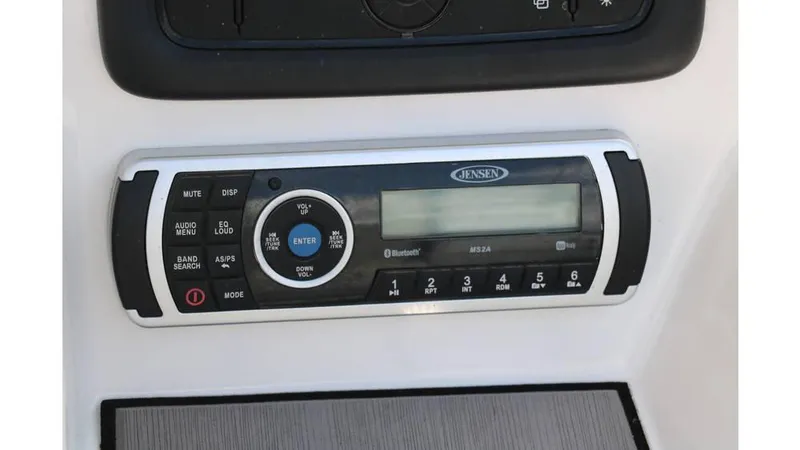 Slide: The Image of Yamaha 190 Fish Sport 2018 - 26