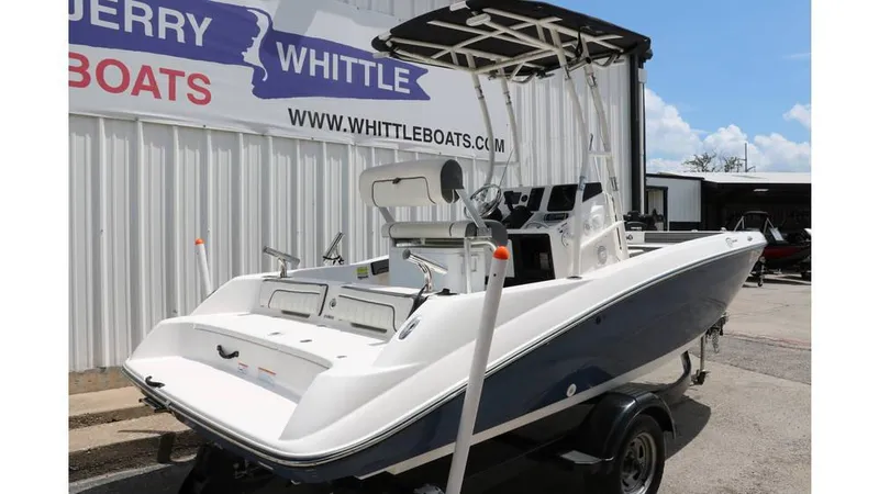 Slide: The Image of Yamaha 190 Fish Sport 2018 - 3