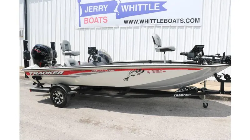 Slide: The Image of Tracker Pro 195 team txw 2018 - 12