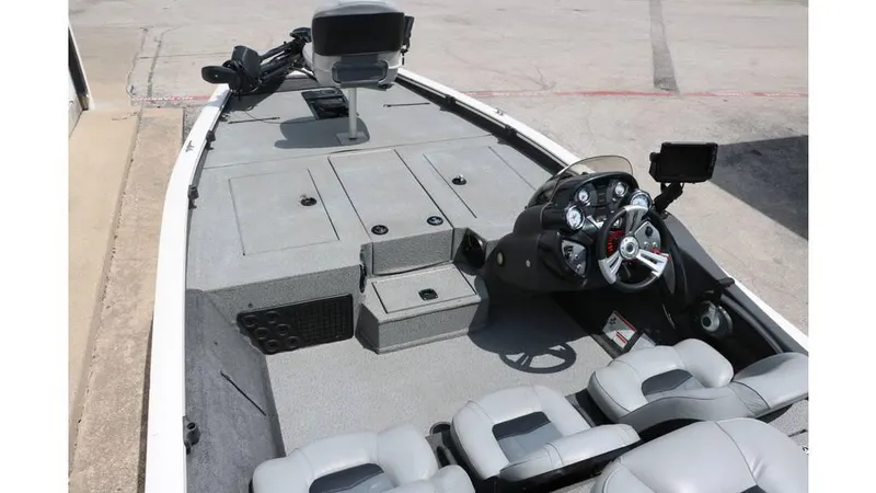 Slide: The Image of Tracker Pro 195 team txw 2018 - 14