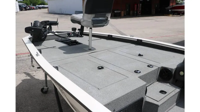 Slide: The Image of Tracker Pro 195 team txw 2018 - 25