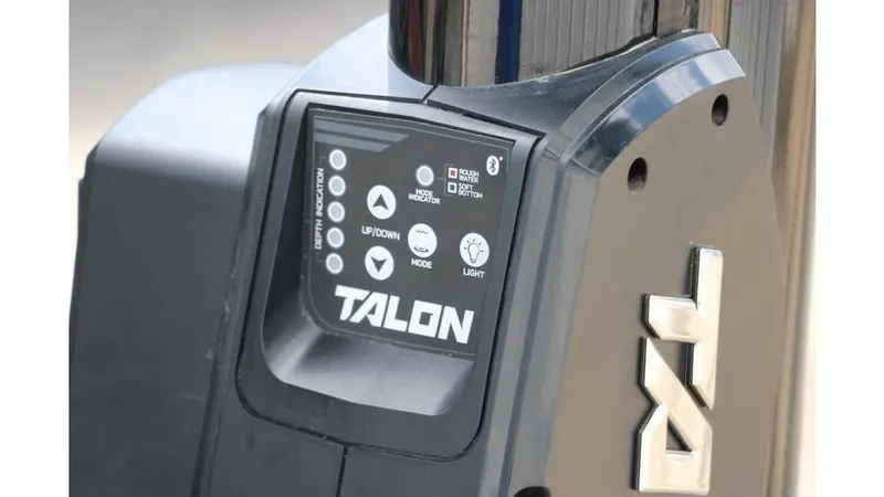 Slide: The Image of Tracker Pro 195 team txw 2018 - 30