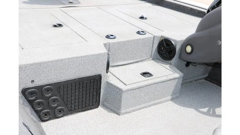 Slide: The Image of Tracker Pro 195 team txw 2018 - 31