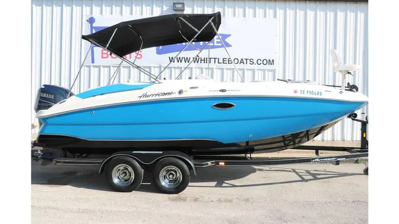 Slide: The Image of Hurricane FunDeck GS 220 2009 - 11