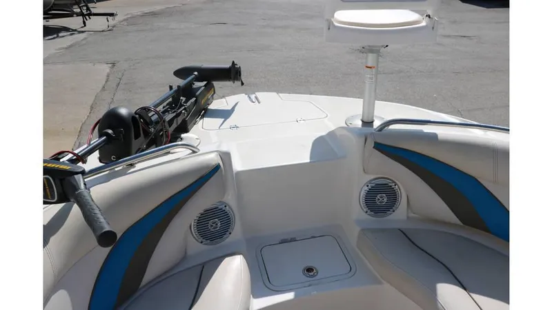 Slide: The Image of Hurricane FunDeck GS 220 2009 - 19