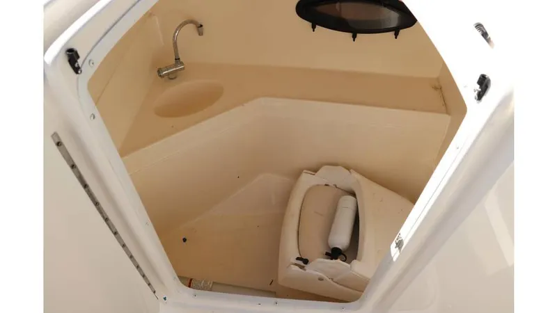 Slide: The Image of Hurricane FunDeck GS 220 2009 - 23