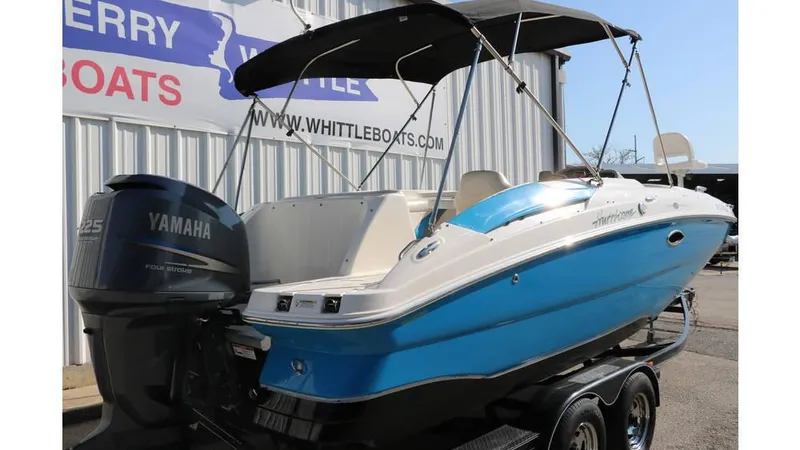 Slide: The Image of Hurricane FunDeck GS 220 2009 - 3