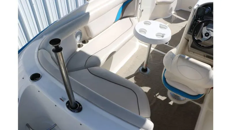 Slide: The Image of Hurricane FunDeck GS 220 2009 - 31