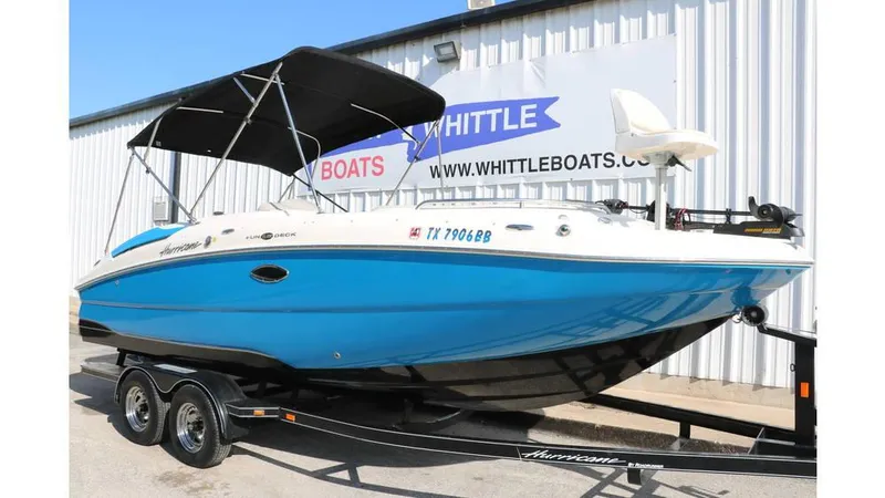 Slide: The Image of Hurricane FunDeck GS 220 2009 - 9