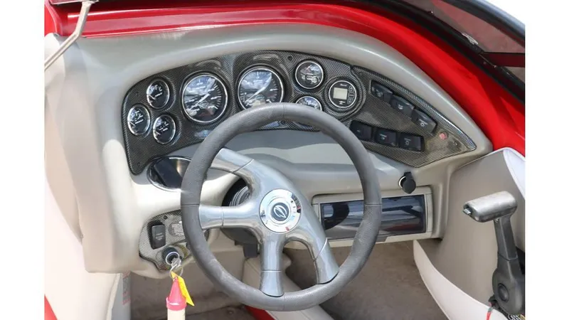 Slide: The Image of Crownline Boats 21 SS LPX 2006 - 12