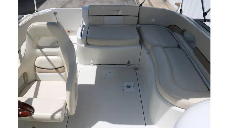 Slide: The Image of Chris-Craft 232 2000 - 25