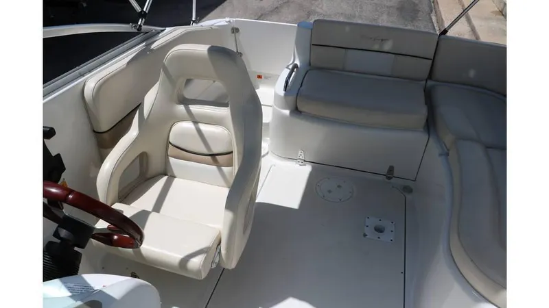 Slide: The Image of Chris-Craft 232 2000 - 26