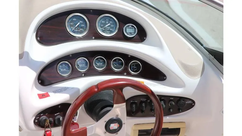 Slide: The Image of Chris-Craft 232 2000 - 33