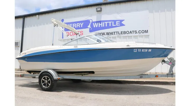 Slide: The Image of Bayliner 215 2011 - 1