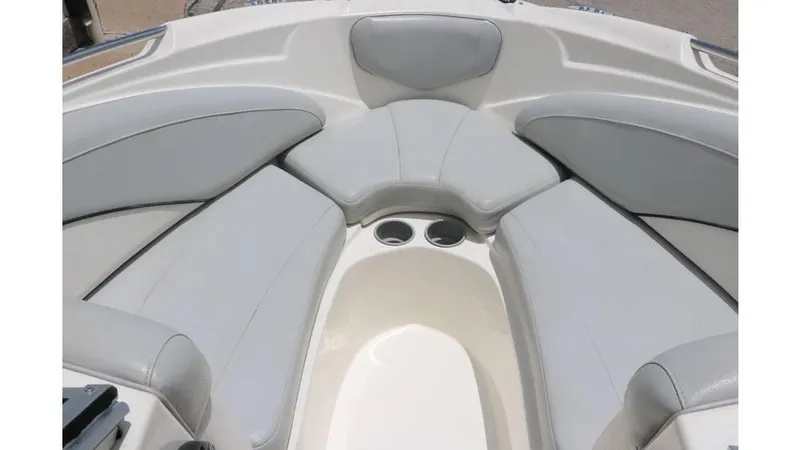 Slide: The Image of Bayliner 215 2011 - 14