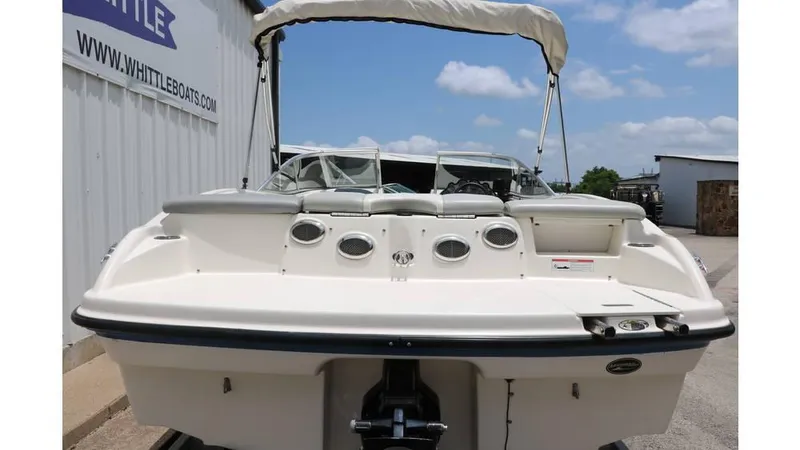 Slide: The Image of Bayliner 215 2011 - 6