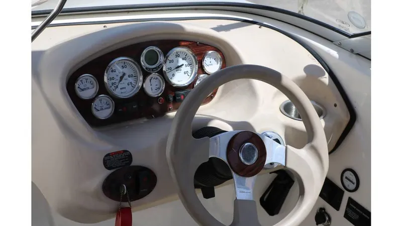 Slide: The Image of Glastron GT 205 2007 - 22