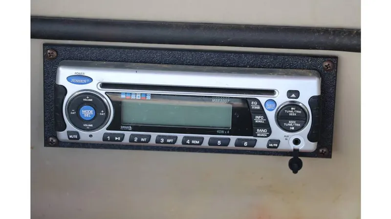 Slide: The Image of Glastron GT 205 2007 - 23