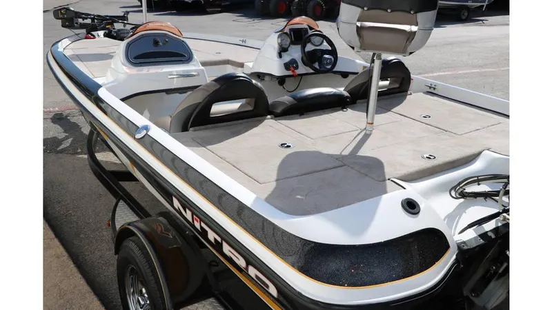 Slide: The Image of Nitro Nx 591 Dc 2007 - 5