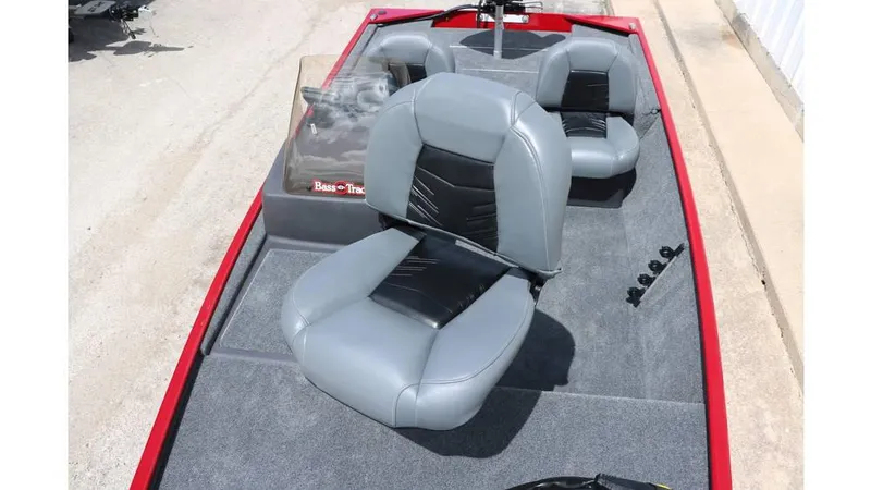 Slide: The Image of Bass Tracker Classic XL 2023 - 12