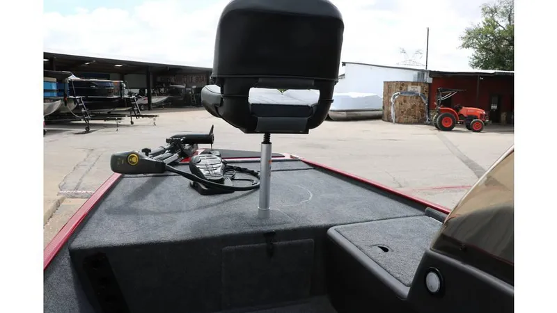 Slide: The Image of Bass Tracker Classic XL 2023 - 15