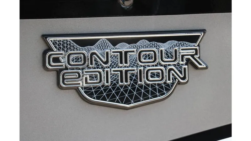 Slide: The Image of Smoker Craft Excursion 166 DC 2025 - 11