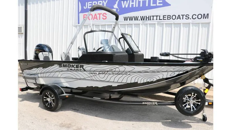 Slide: The Image of Smoker Craft Excursion 166 DC 2025 - 7