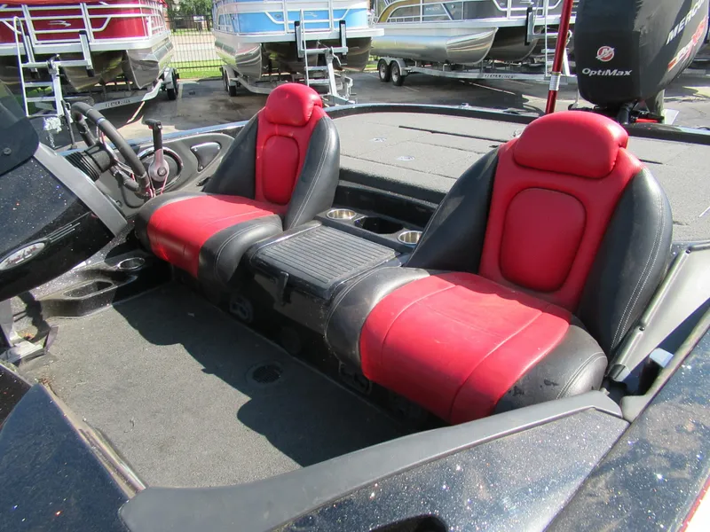 Slide: The Image of Ranger Z521 Comanche 2013 - 4