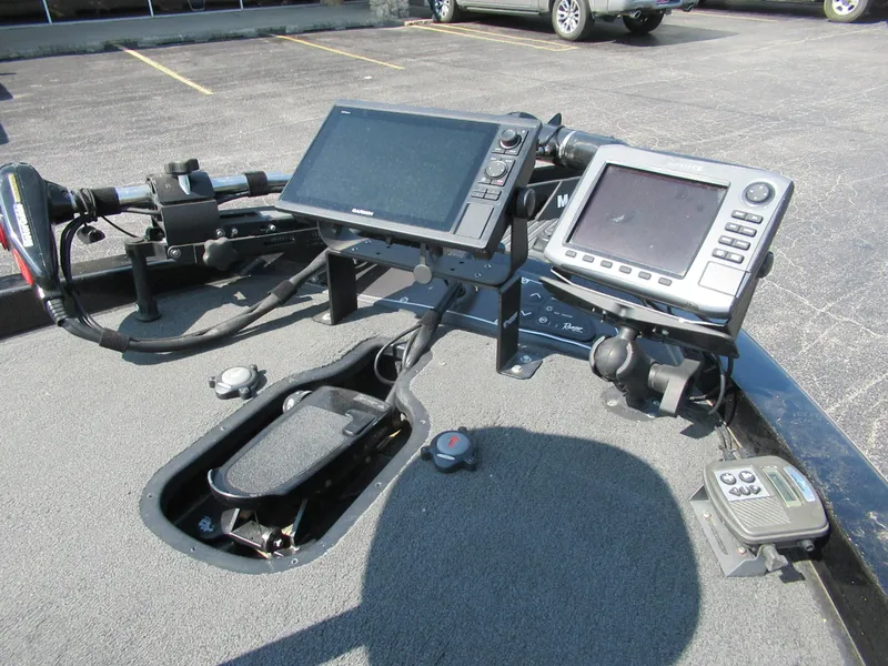 Slide: The Image of Ranger Z521 Comanche 2013 - 7