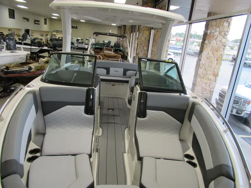 Slide: The Image of Chaparral 267 SSX 2025 - 4