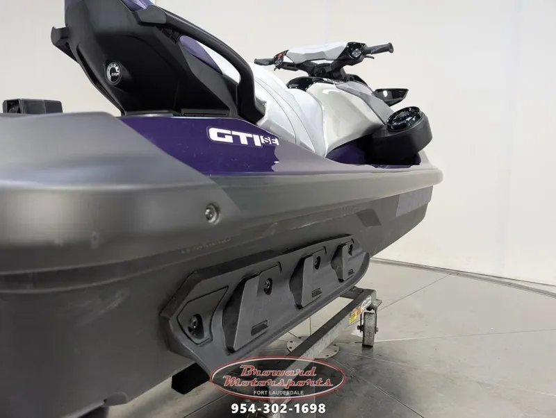 Slide: The Image of Sea-Doo GTI SE 130 2025 - 11