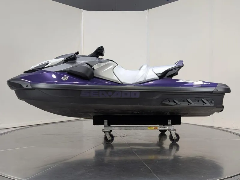 Slide: The Image of Sea-Doo GTI SE 130 2025 - 34