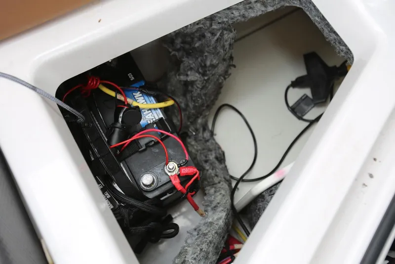 Slide: The Image of Scarab 255 Impulse 2017 - 51