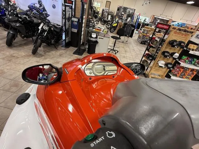 Slide: The Image of Yamaha V1 2015 - 11