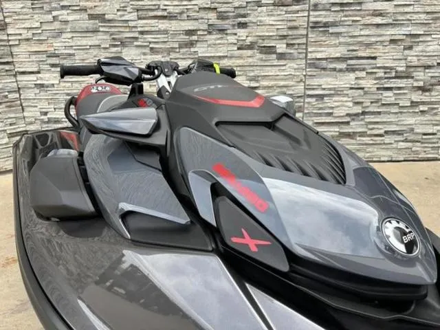 Slide: The Image of Sea-Doo GTR 2025 - 4