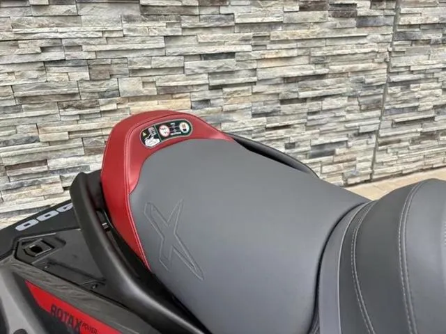 Slide: The Image of Sea-Doo GTR 2025 - 8