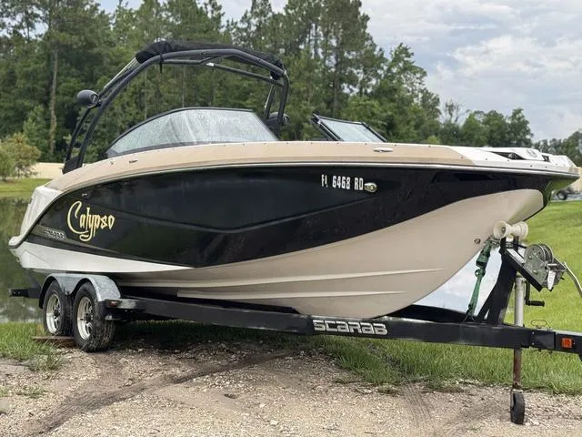 The Image of Scarab 255 H.O. 2016 - 1