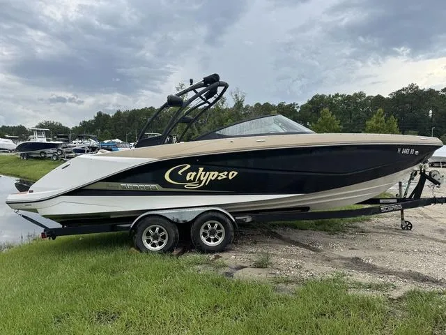 Slide: The Image of Scarab 255 H.O. 2016 - 8