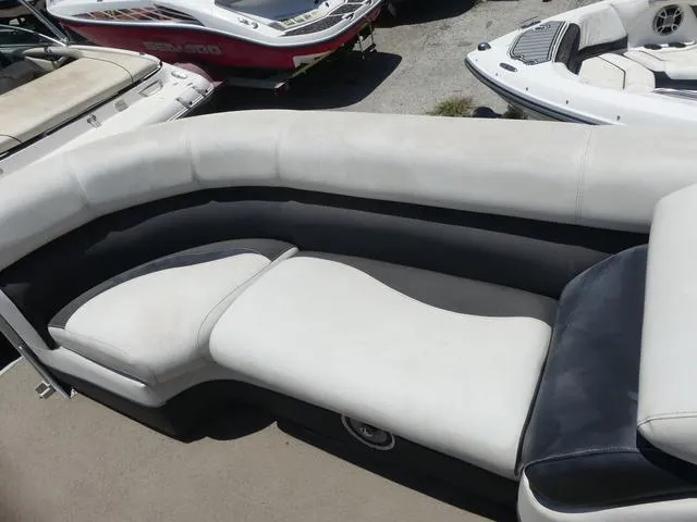 Slide: The Image of Premier Ltd 220 Sunsation 2014 - 10